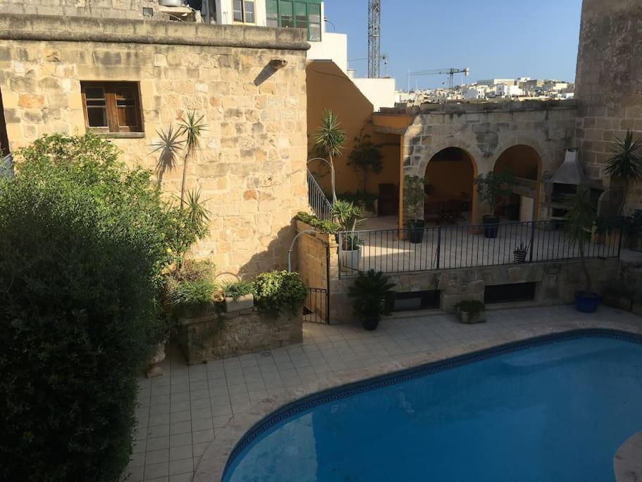 Studio Apartment With Pool In House Of Character. بيركيركارا المظهر الخارجي الصورة